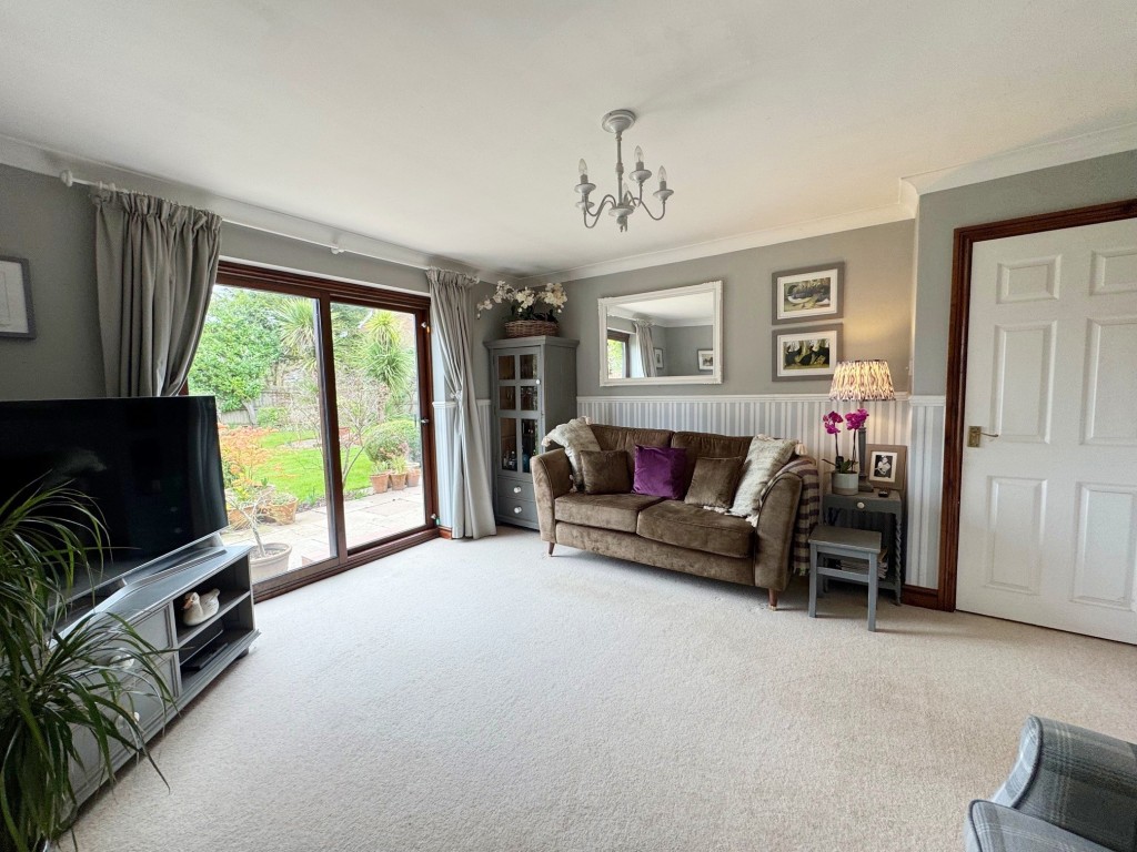 Warwick Road, Kenilworth
