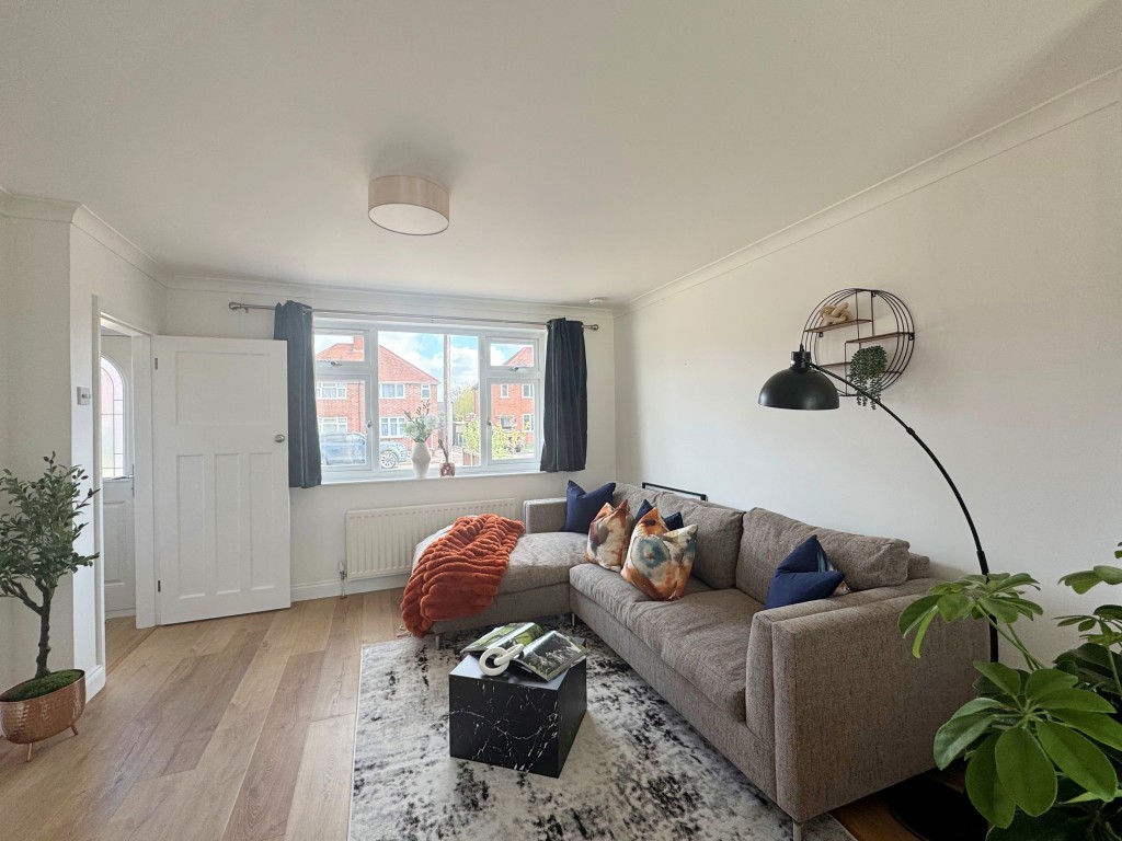 St. Nicholas Avenue, Kenilworth