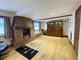 Stoneleigh Road, Kenilworth