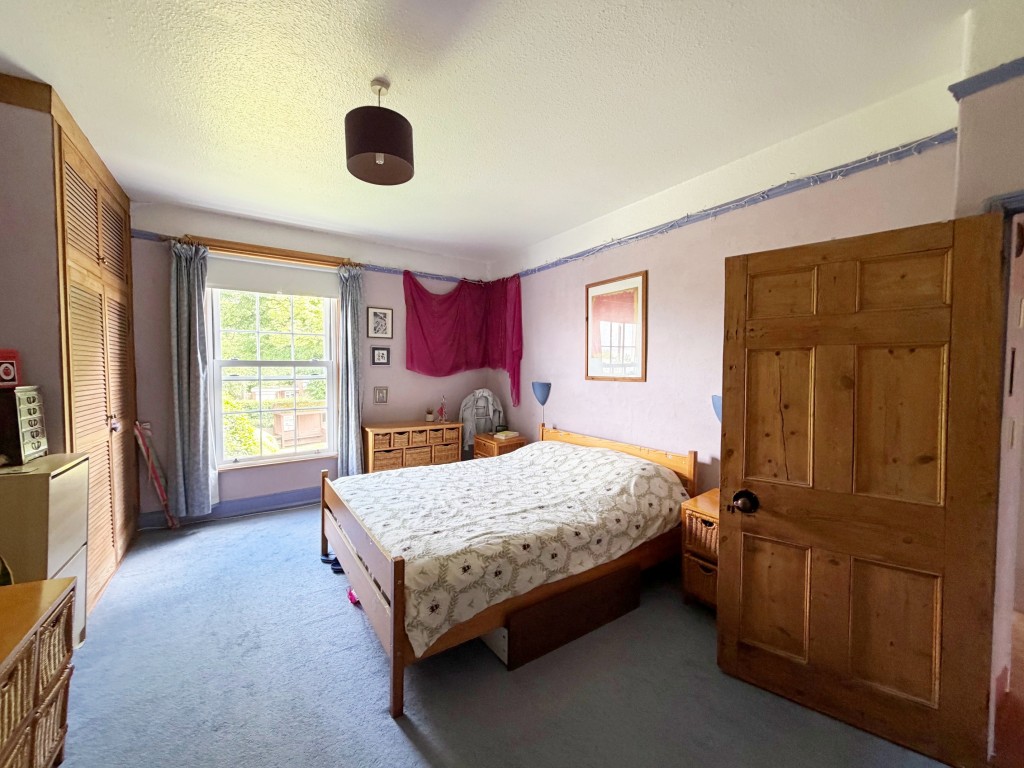 Warwick Road, Kenilworth