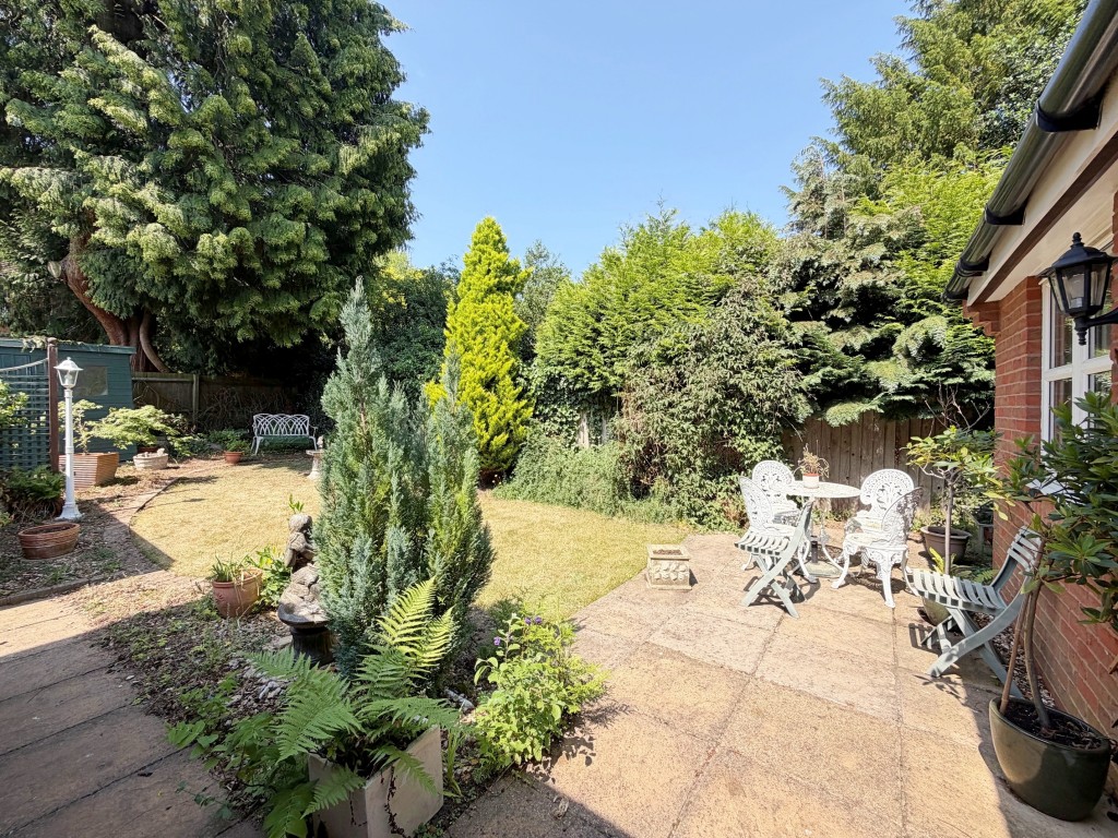 Gloster Drive, Kenilworth
