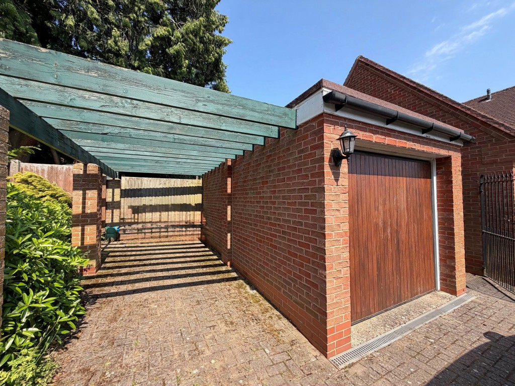 Gloster Drive, Kenilworth