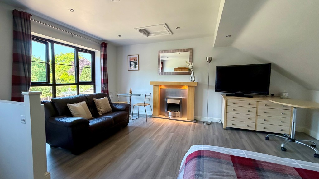 Bullimore Grove, Kenilworth