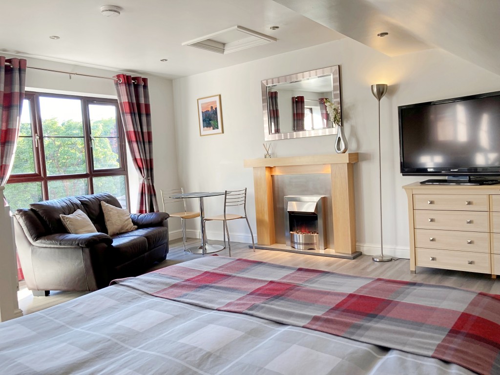 Bullimore Grove, Kenilworth