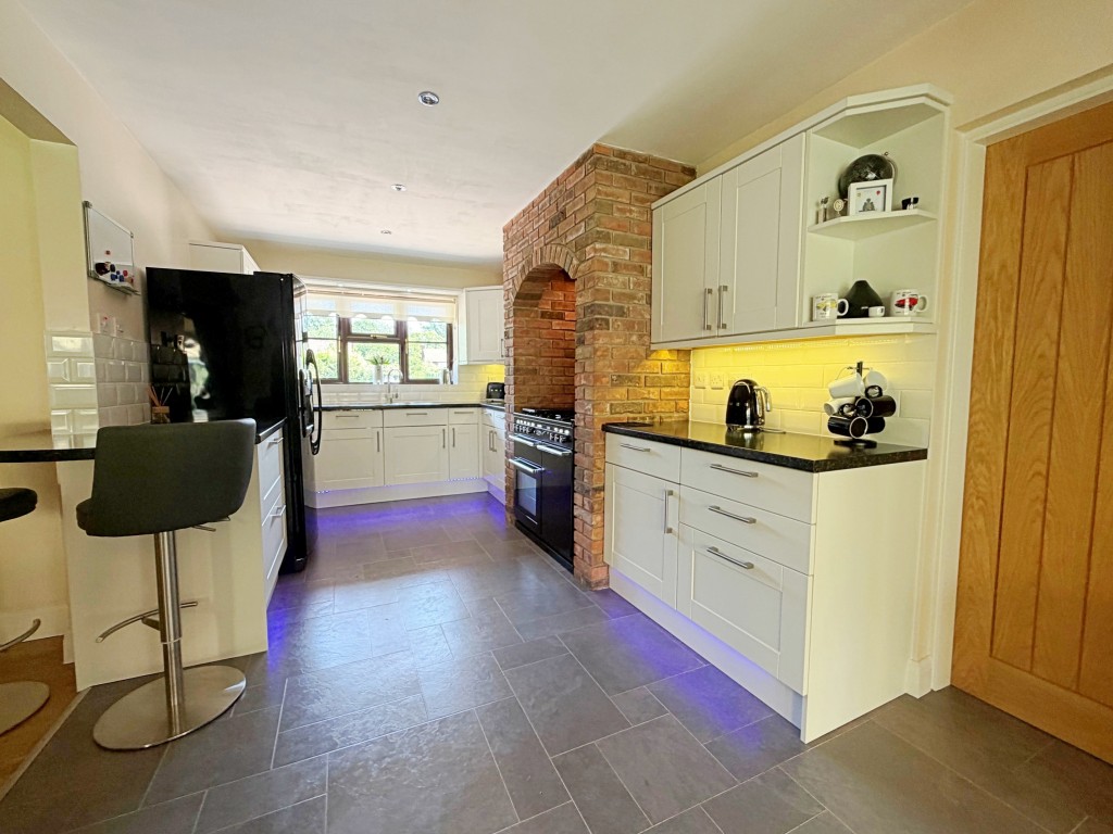 Bullimore Grove, Kenilworth
