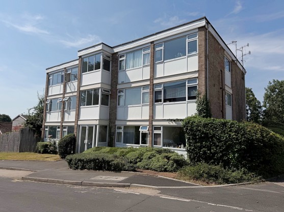 Alpine Court, Kenilworth