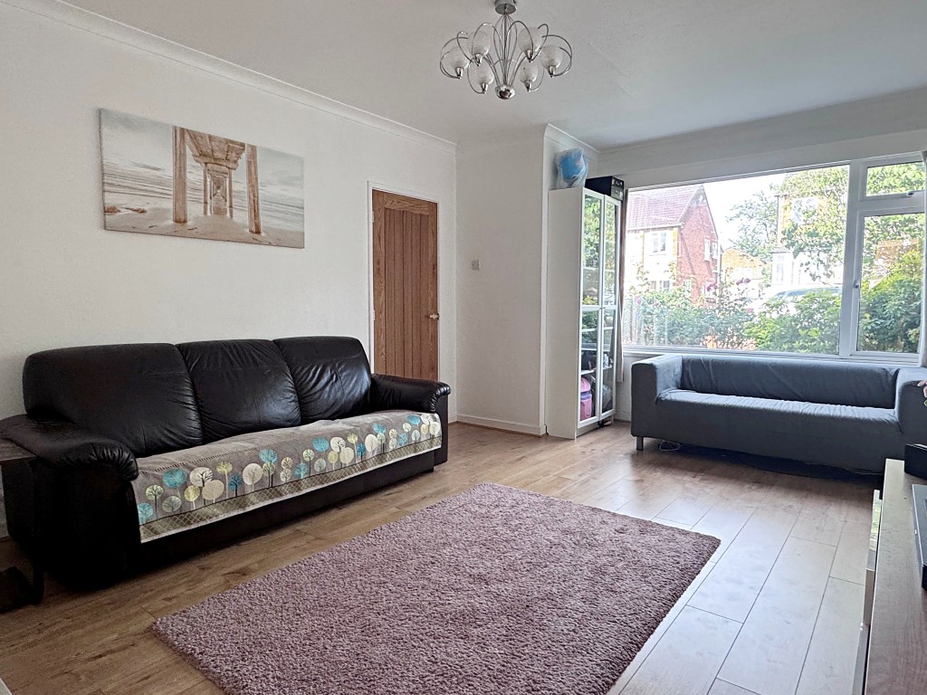 Lunn Avenue, Kenilworth