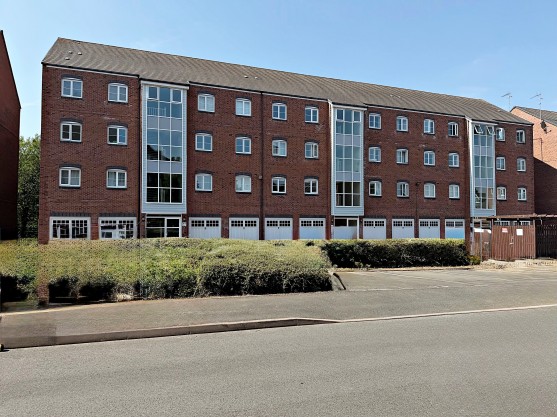 Chandley Wharf, Warwick