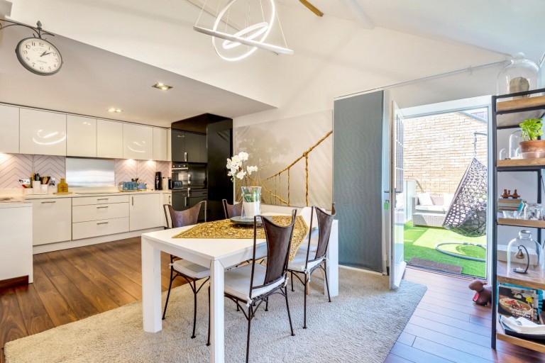 Kings Mill Way, Denham, Uxbridge