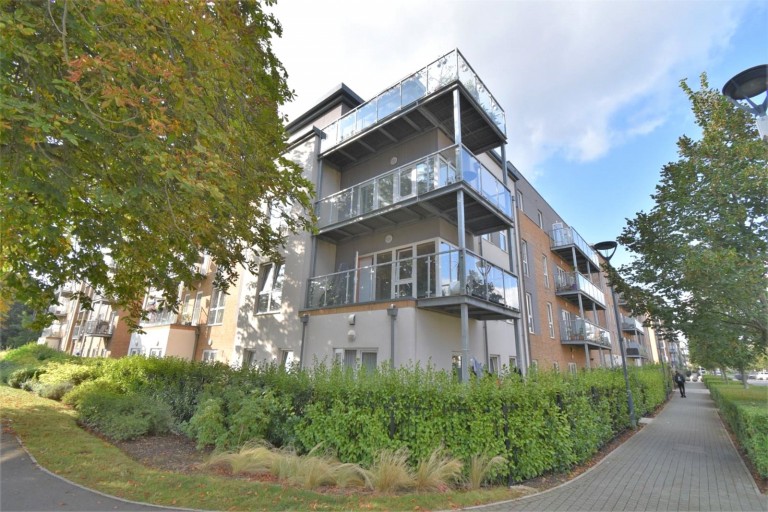 Wintergreen Boulevard, 1 Wintergreen Boulevard, West Drayton