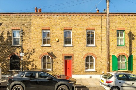 Cyprus Street, E2