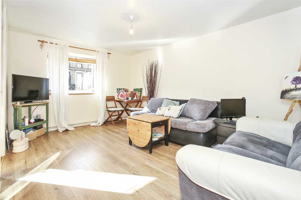 Regency Court, E9