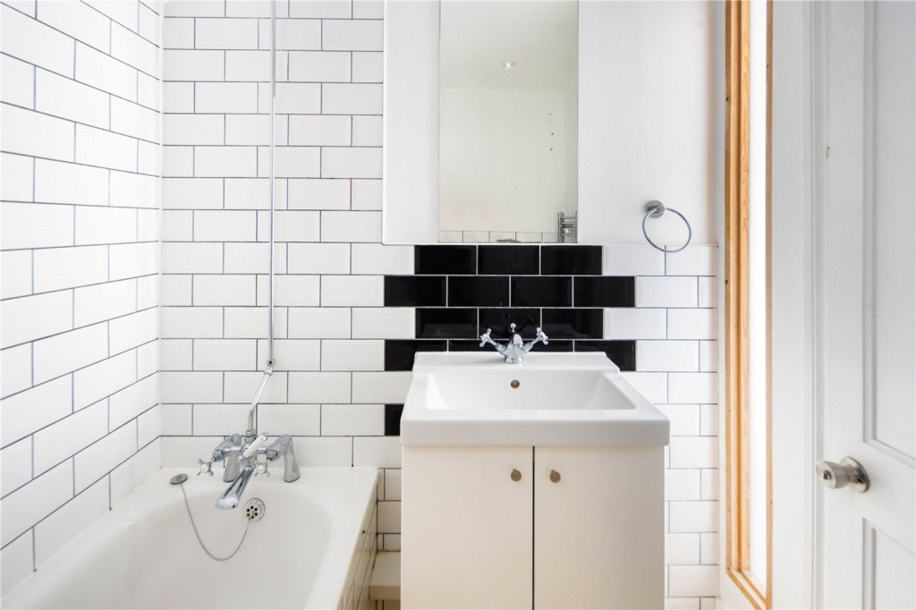 Image for Roding Road, E5