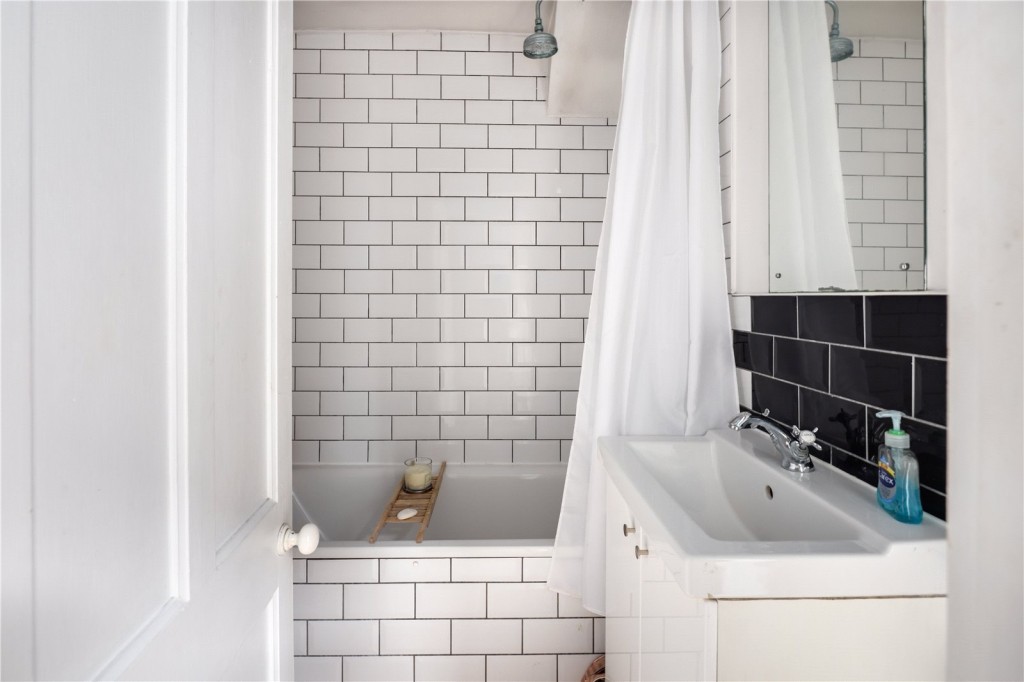 Image for Roding Road, E5