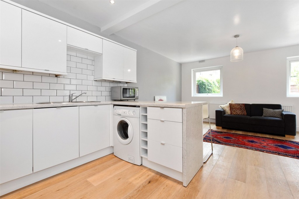 Image for Navarino Road, E8