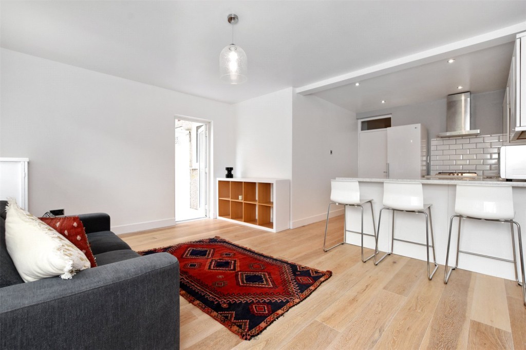 Image for Navarino Road, E8