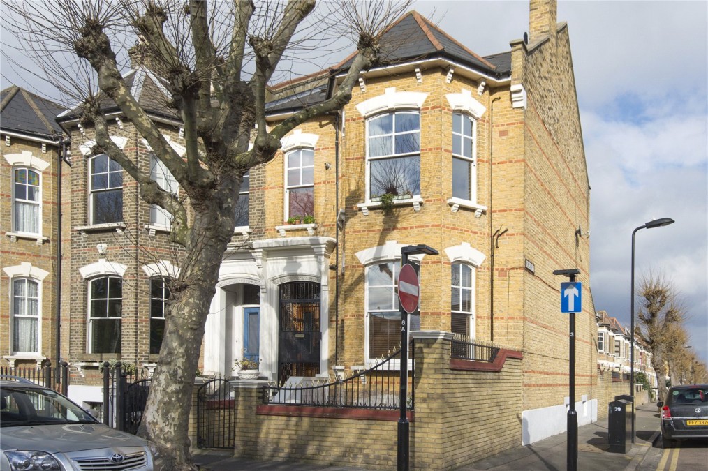 Lower Clapton Road, E5