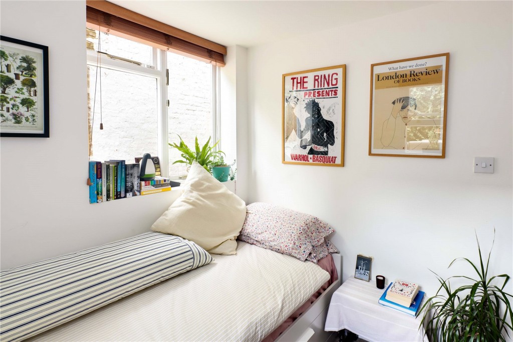 Image for Clifden Road, E5