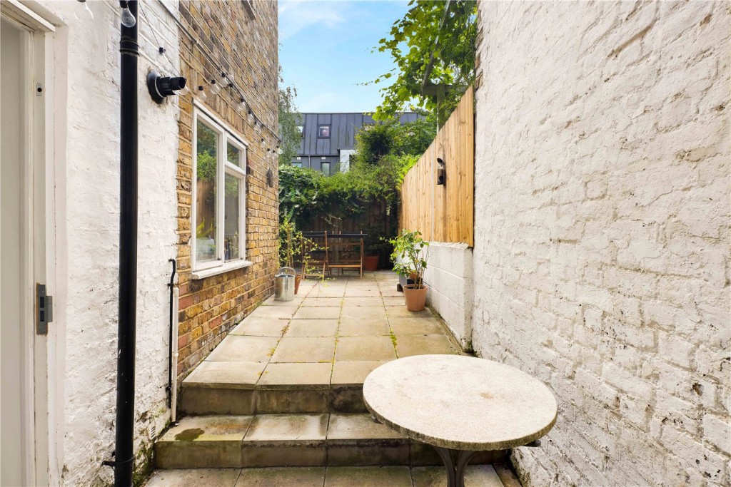 Image for Clifden Road, E5