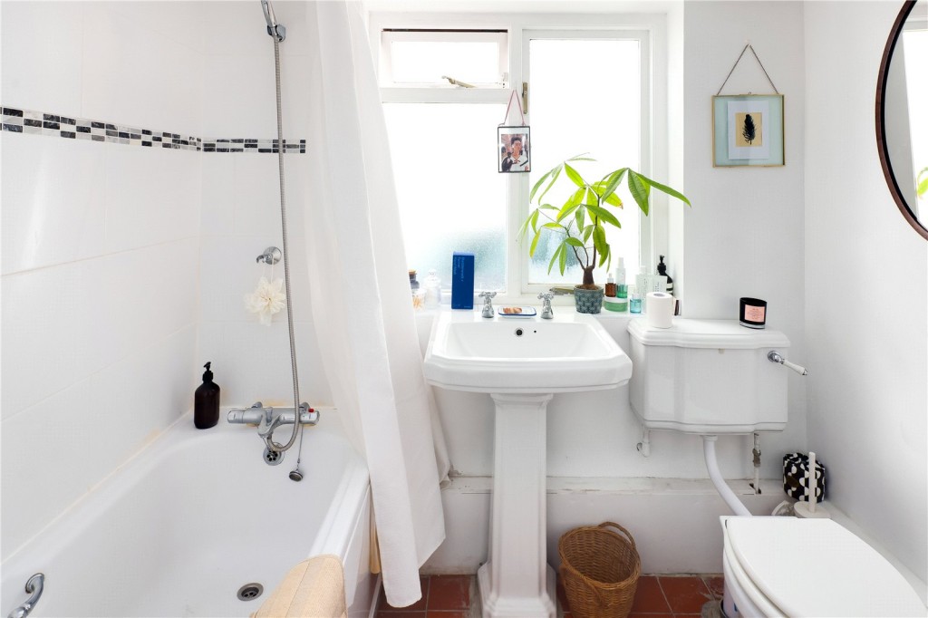 Image for Clifden Road, E5