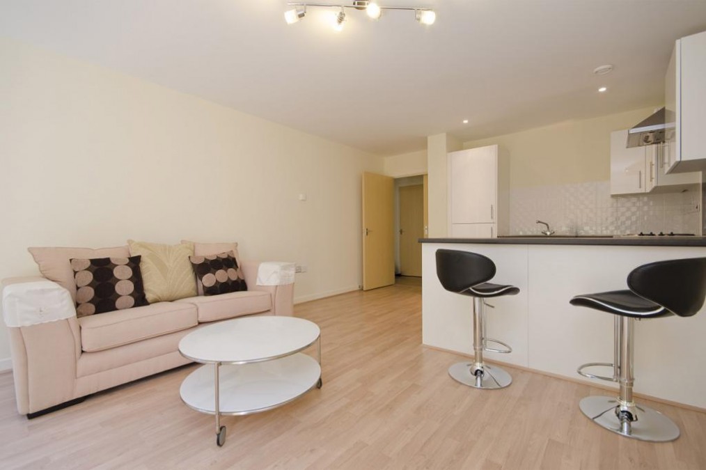 Jacob House, E8