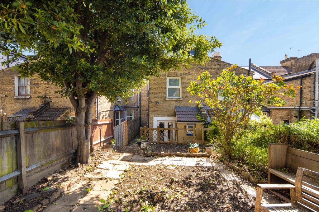 Image for Roding Road, E5