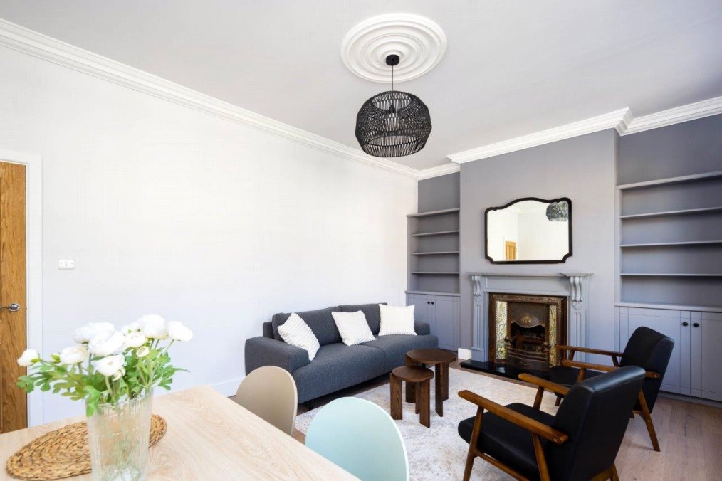 Cricketfield Road, E5