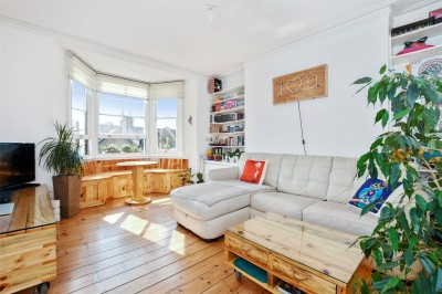 View full details for Quested Court, E8