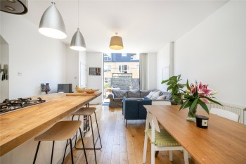 Mentmore Terrace, E8