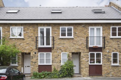 View full details for Gateway Mews, E8