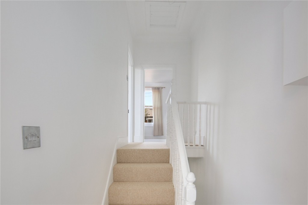 Image for Roding Road, E5