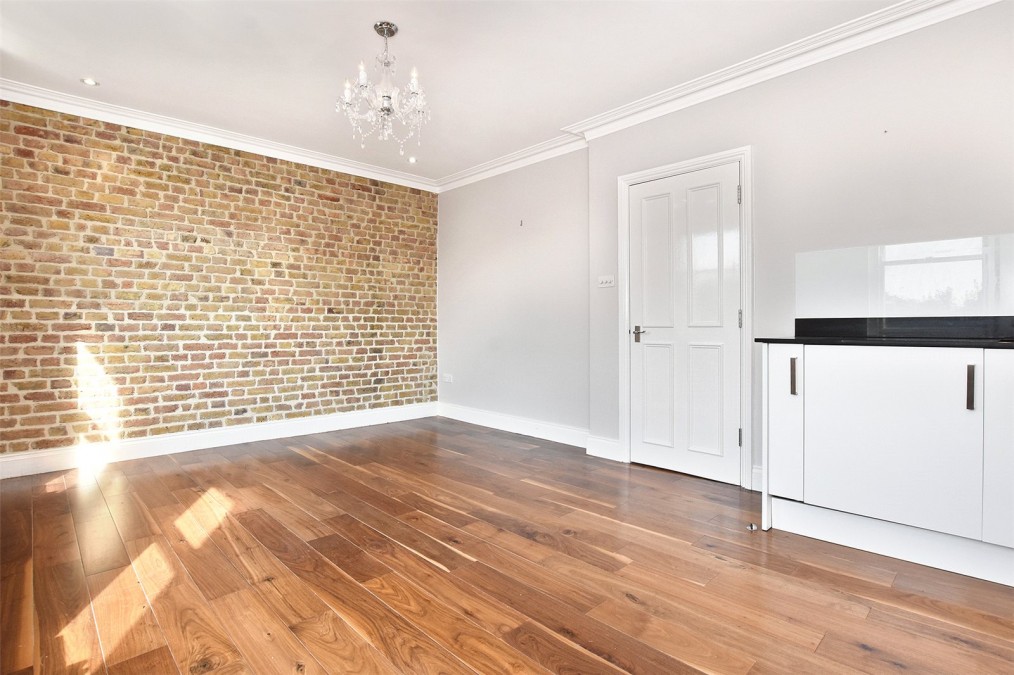 Amhurst Road, E8