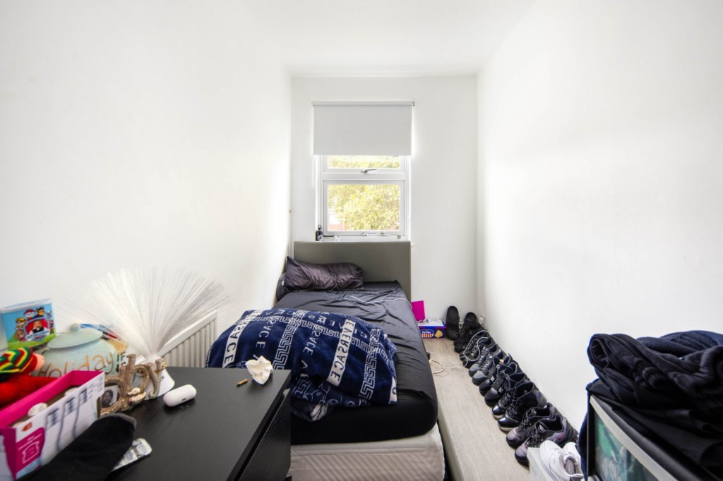 Image for Knights Close, E9