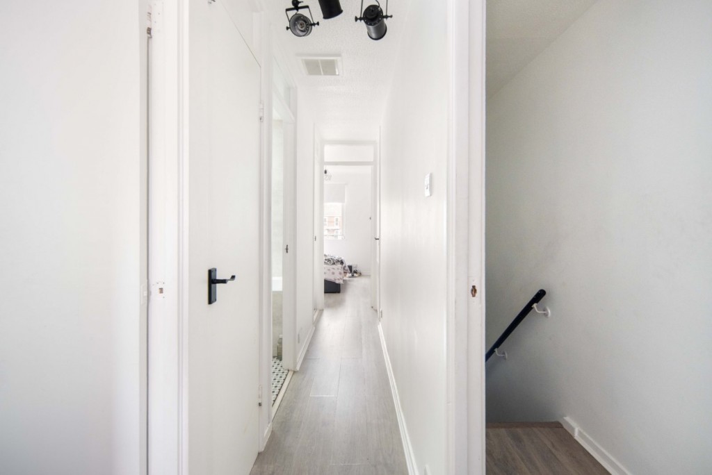 Image for Knights Close, E9