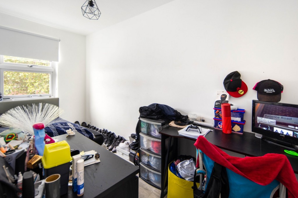 Image for Knights Close, E9