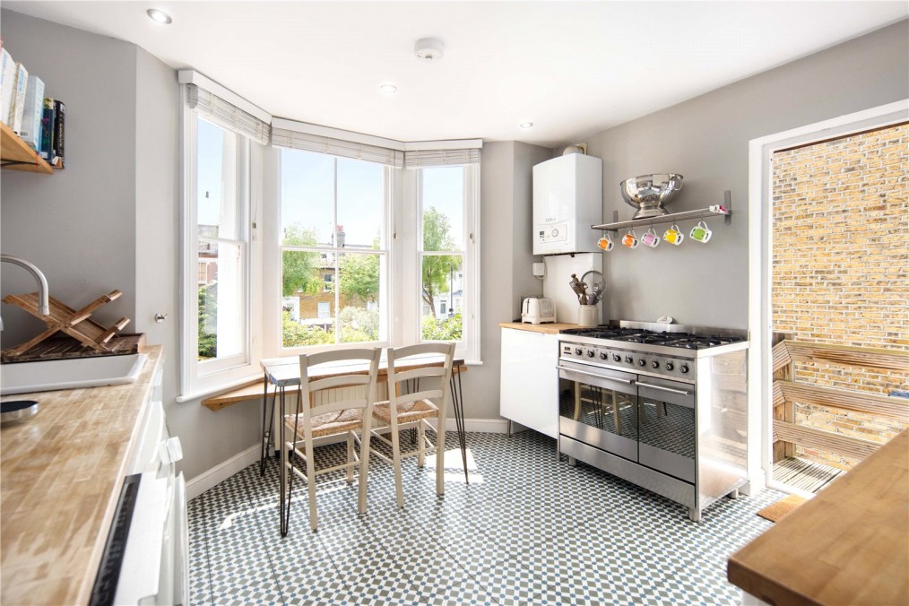 Mildenhall Road, E5