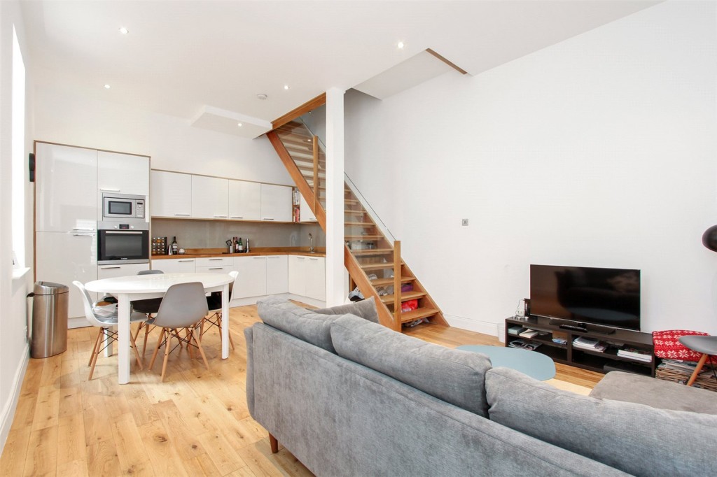 Image for Shore Road, E9
