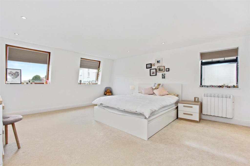 Image for Shore Road, E9