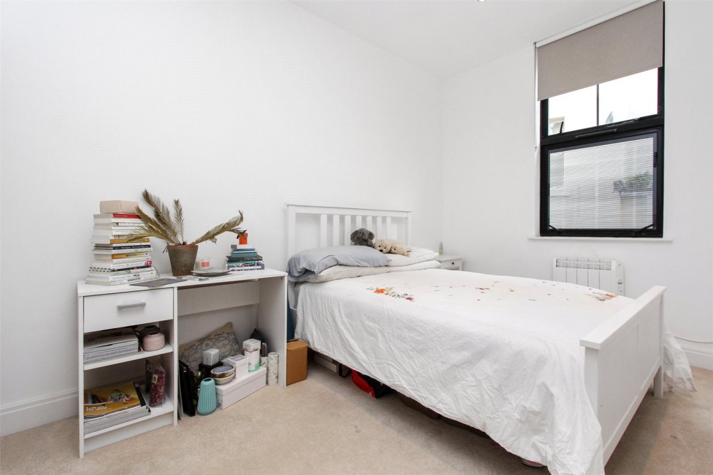 Image for Shore Road, E9