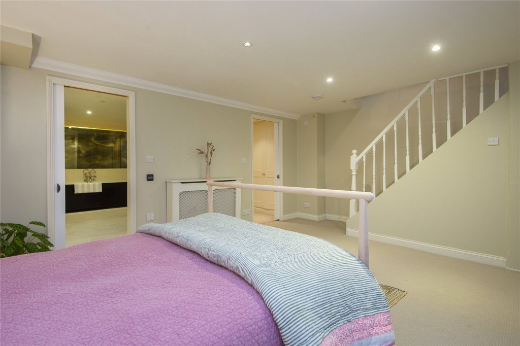 Image for Broadway Market, E8