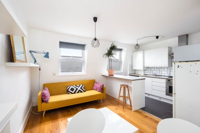 View full details for Chatsworth Road, E5