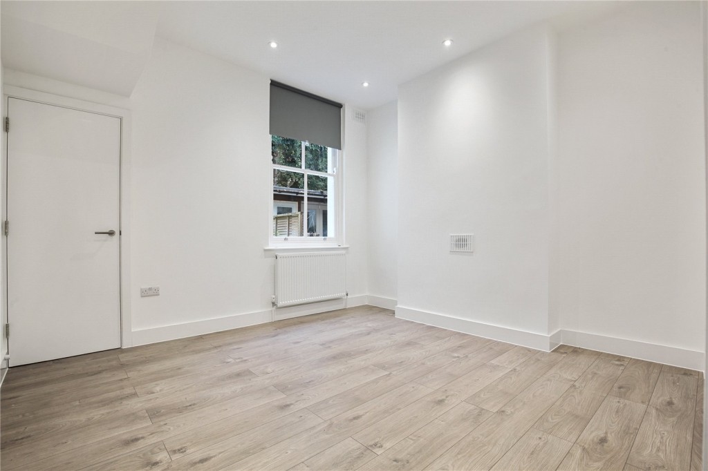 Image for Sydner Road, N16