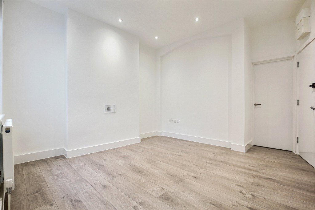 Image for Sydner Road, N16