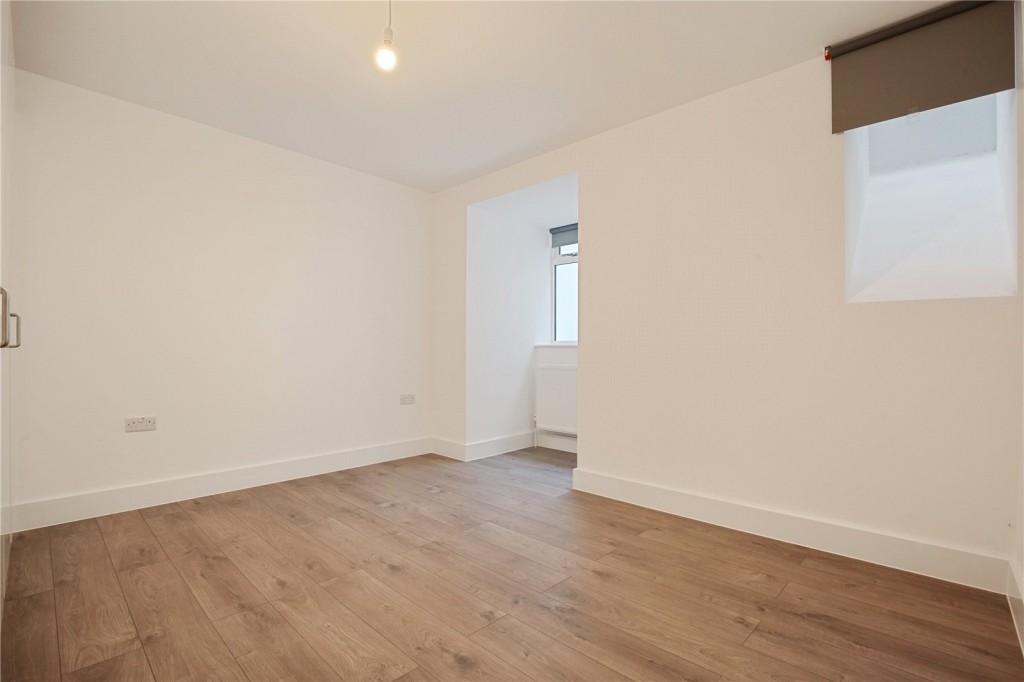 Image for Sydner Road, N16