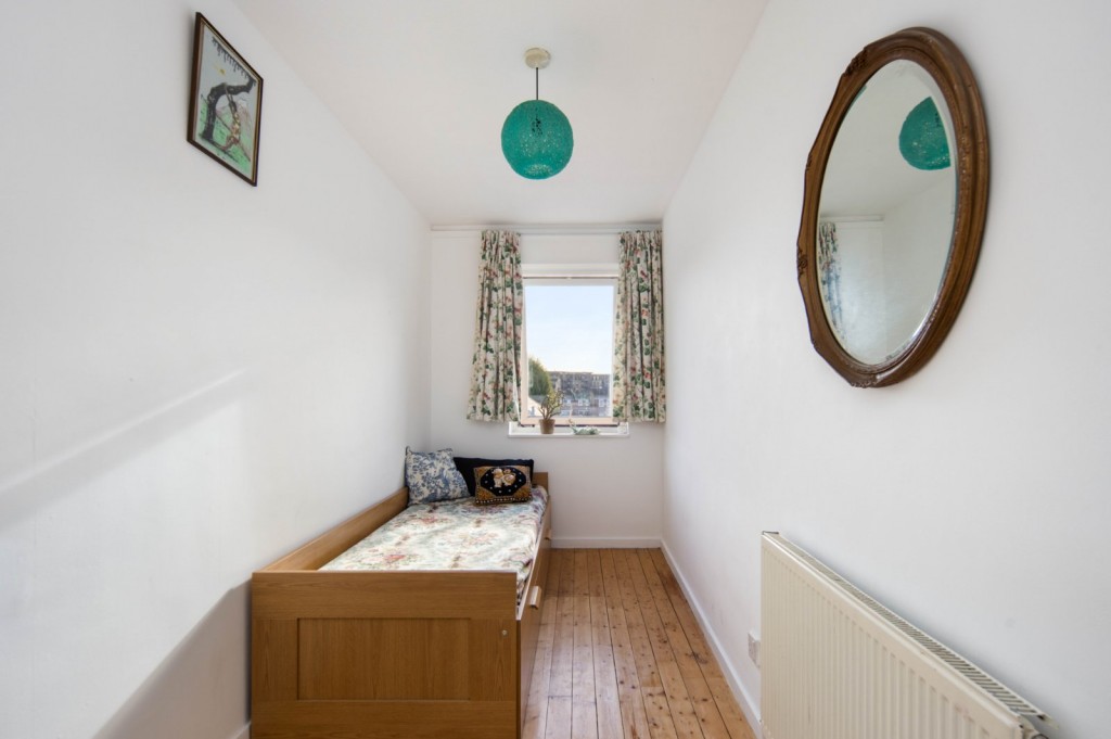 Image for Inver Close, E5