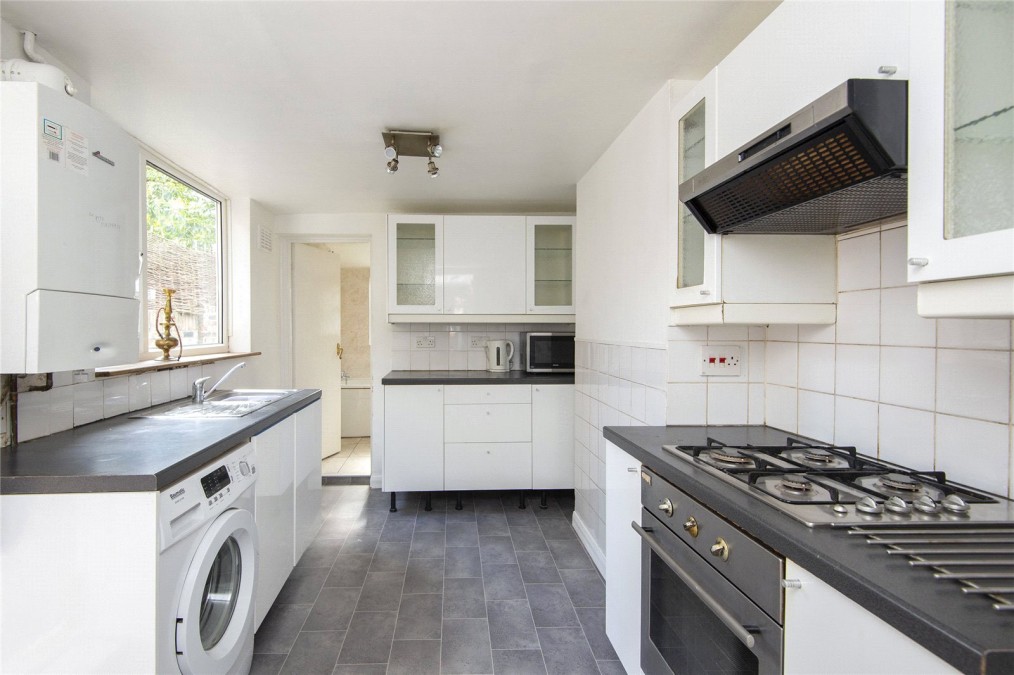 Kenton Road, E9