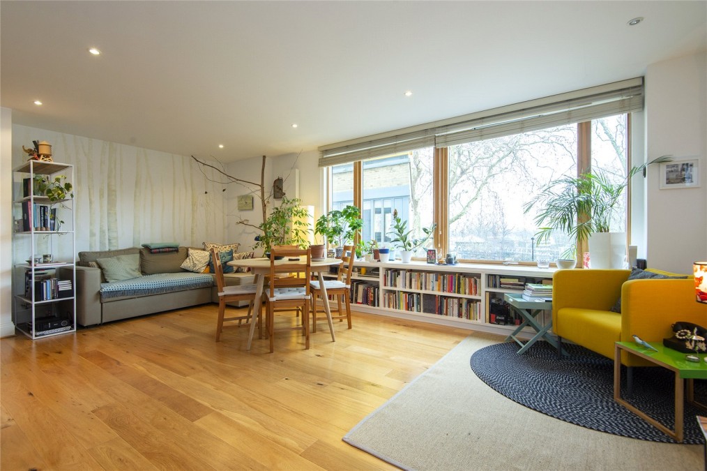 Paradise Park, E5