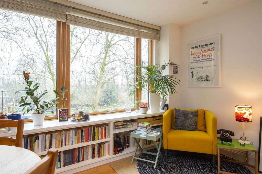 Image for Paradise Park, E5