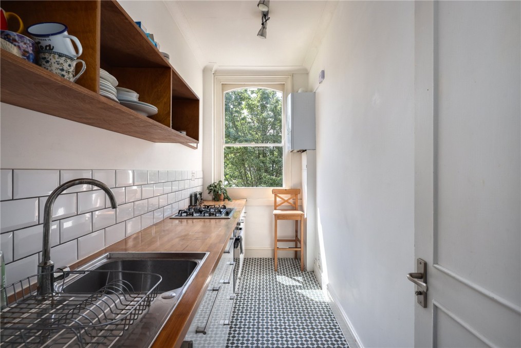 Colvestone Crescent, E8