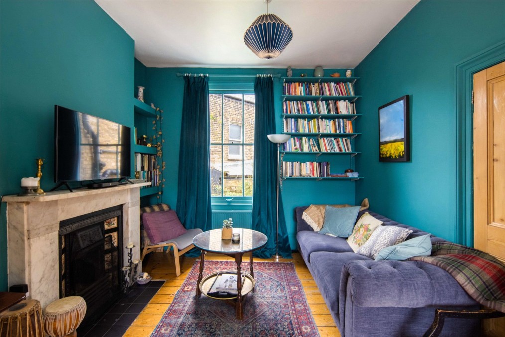 Mayola Road, E5